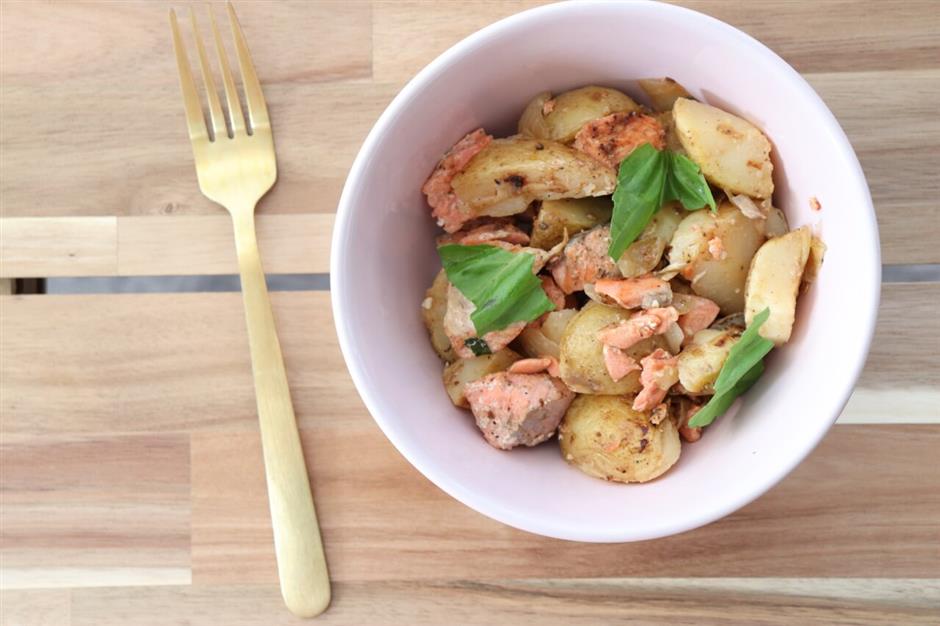 Easy Salmon Hash