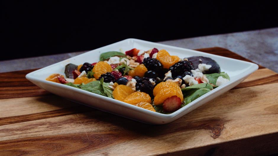 Mandarin and Almond Summer Salad