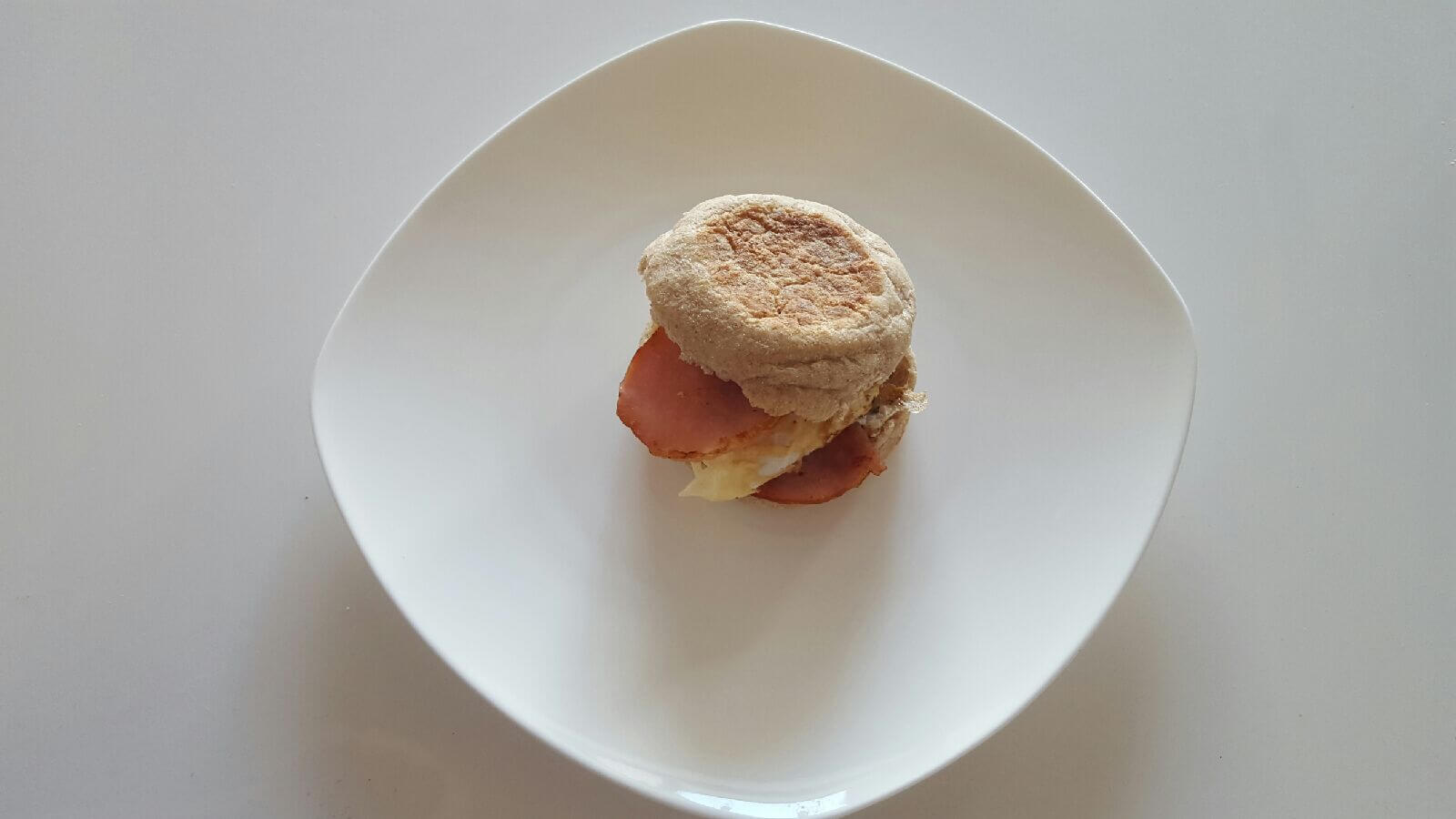 30 Days of Egg Whites: Bacon & Egg White Muffin