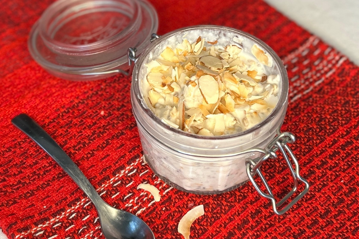 Coconut Cream Pie Overnight Oats