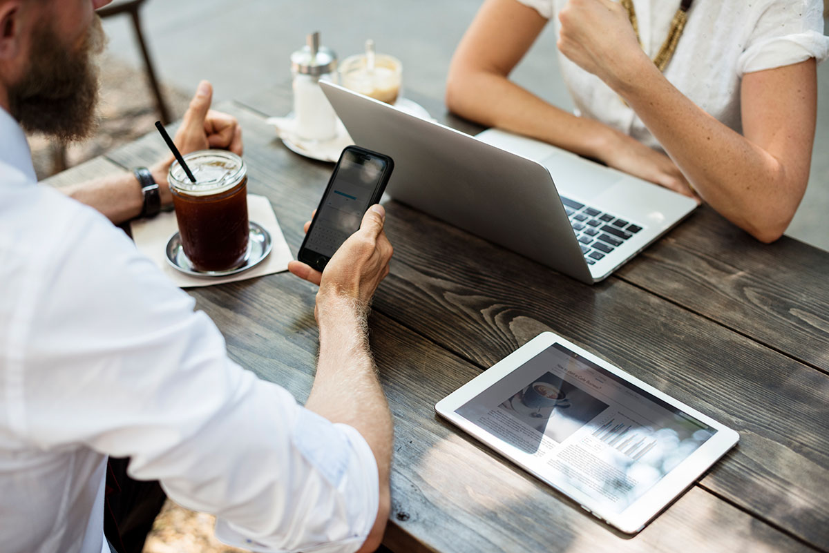 October #WAGgoal Is No Technology at the Table