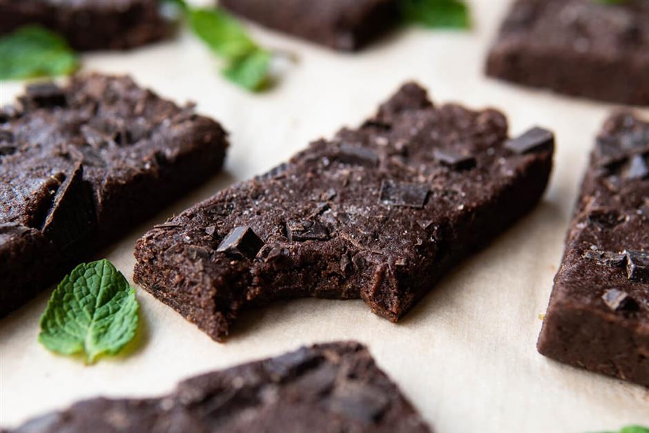 Chocolate Mint Protein Bars