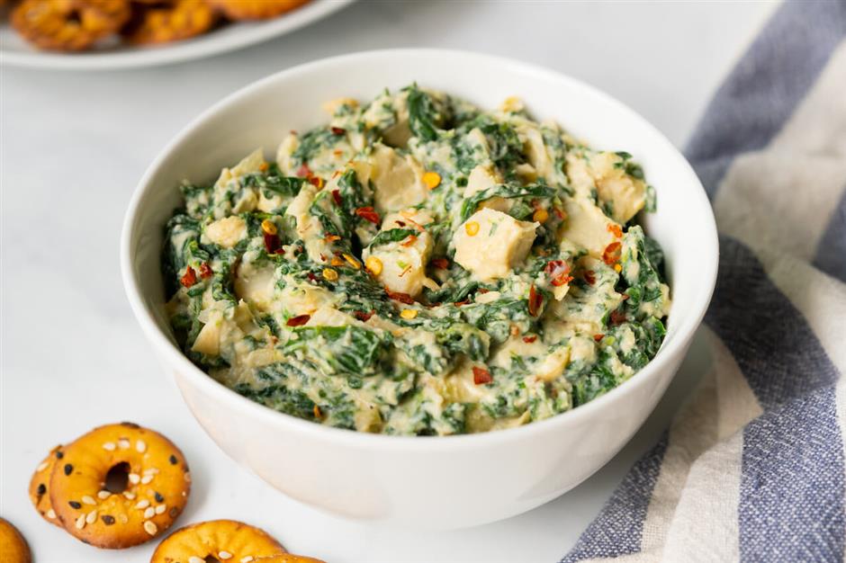 Spinach & Artichoke Hummus