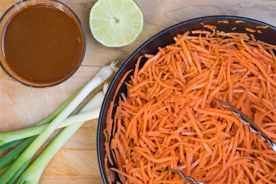 Spicy Peanut Carrot Slaw