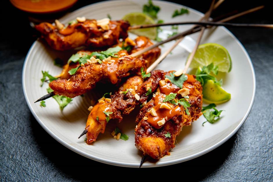 Chicken Satay Skewers With Peanut Sauce