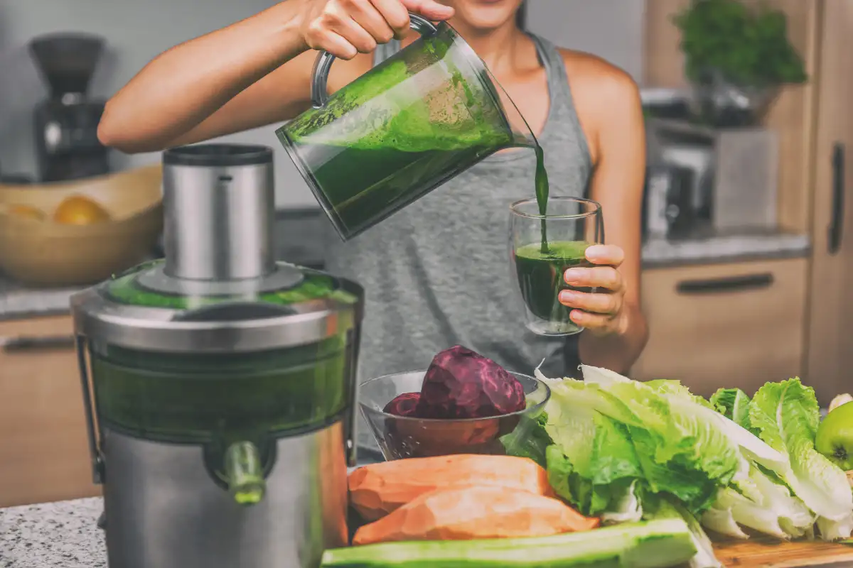 4 Reasons You Don’t Need a Weight Loss Cleanse in 2024